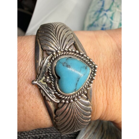 Sterling Silver Bracelet Turquoise Heart Center & Feathers Size 5.75 - Picture 4 of 4